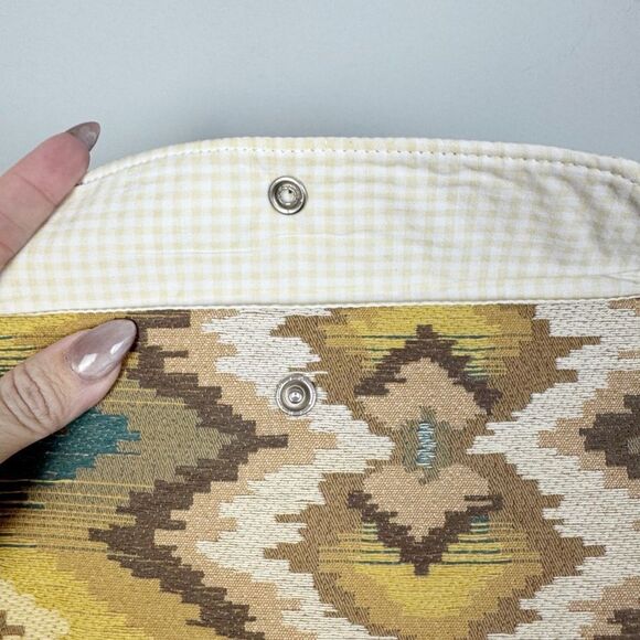 MAUI BLING | NEW Hand Embellished Pouch Southwestern Print Rhinestone Button - Picture 5 of 7